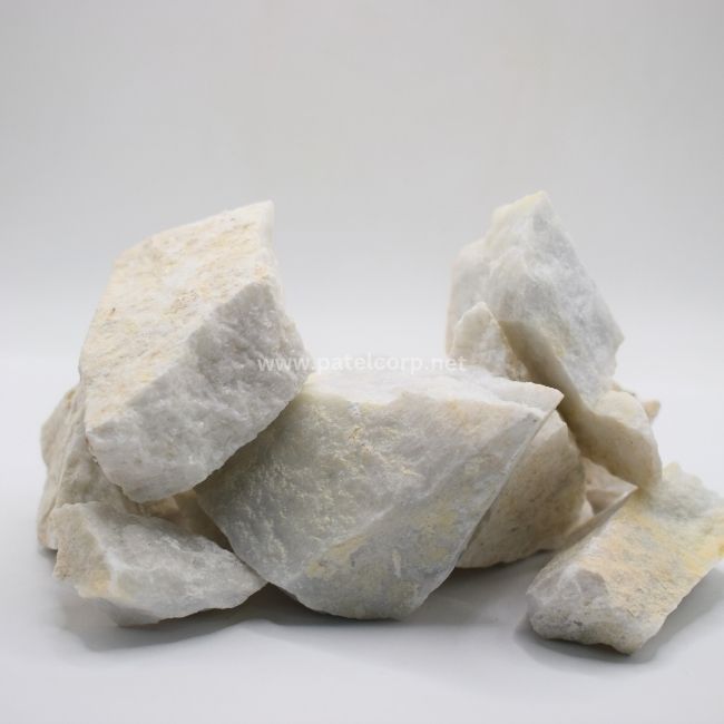 how does calcium carbonate form limestone